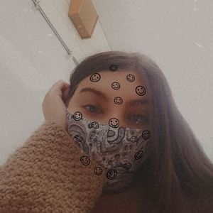 Meet your Posher, Elora